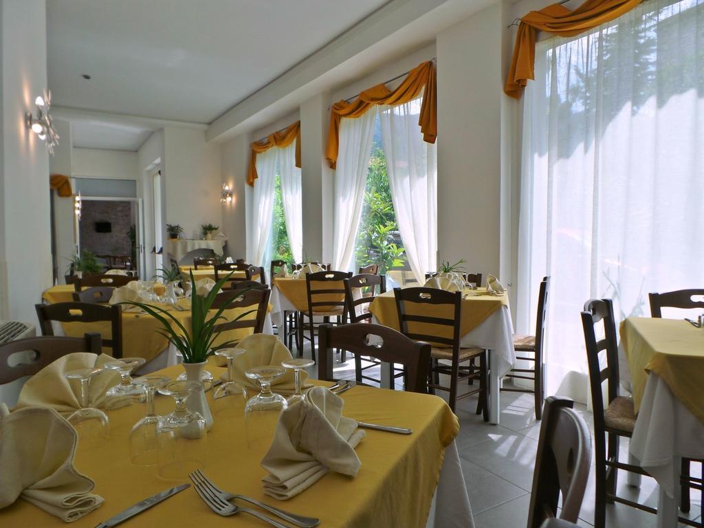 Hotel La Congiura Dei Baroni Teggiano Zewnętrze zdjęcie