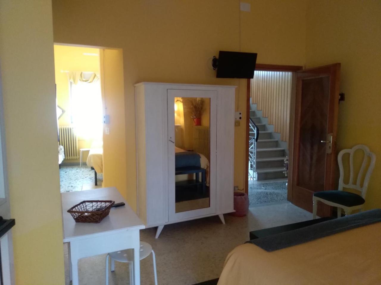 Hotel La Congiura Dei Baroni Teggiano Zewnętrze zdjęcie