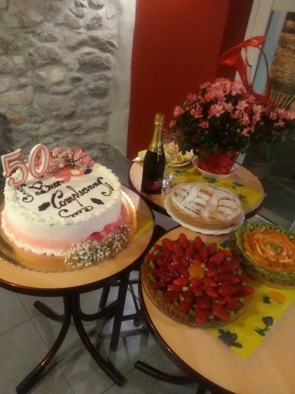 Hotel La Congiura Dei Baroni Teggiano Zewnętrze zdjęcie